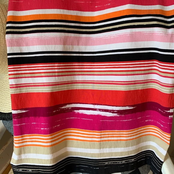 - Amazing Rafaella comfort fun striped skirt! Small - Picture 2 of 5